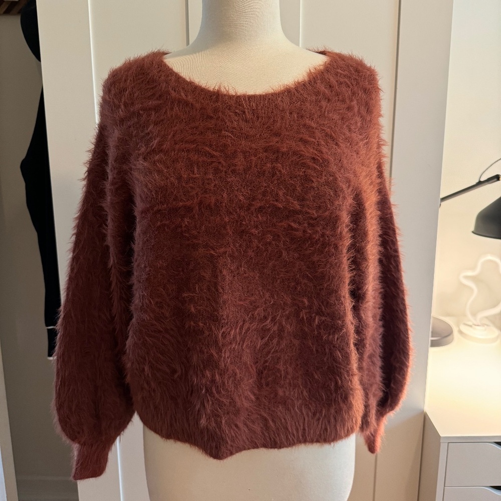 London Kaye - Fluffy Sweather - Brown Pink